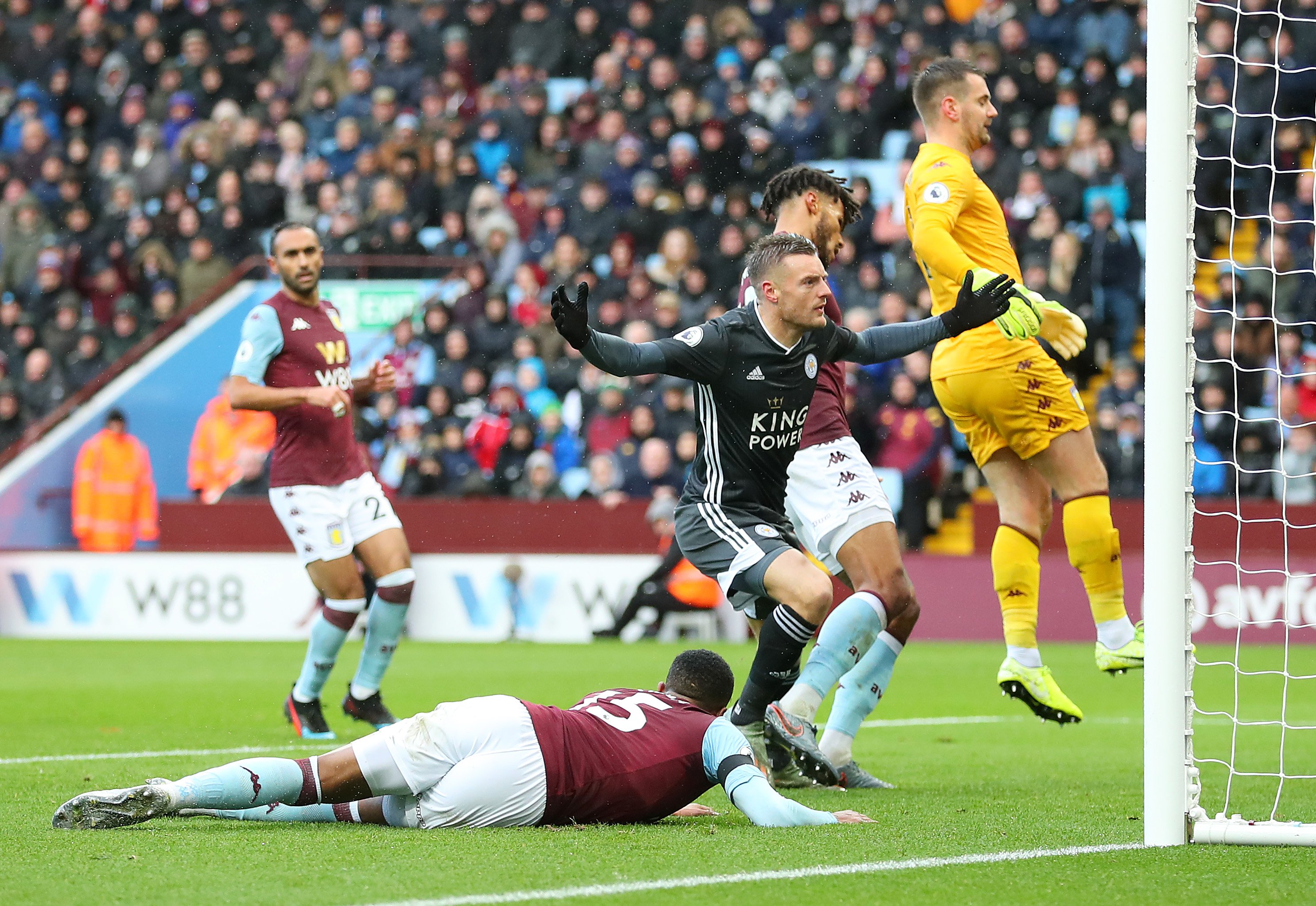 表现更为直 表现更为直